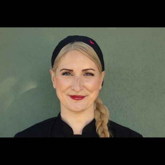 Meet your Posher, Amy - Picture 1 of 1